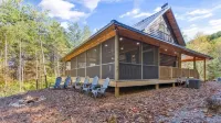 Ruby's Retreat - 2 Bedrooms, 1.5 Baths, Sleeps 8 by RedAwning