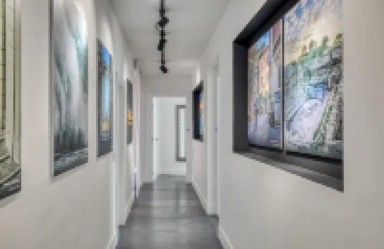 Gallery Suite