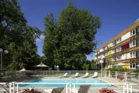 Ibis Styles Besançon - piscina