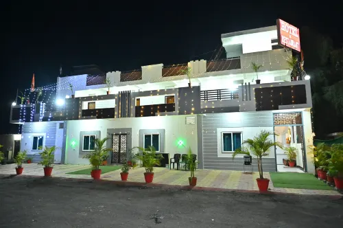 Indore Palace Hotels in Morod