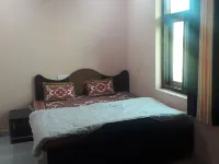 Kukas Guest House Hotels near Amer