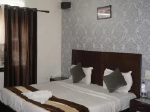 hotel ashi Hotel di Satna