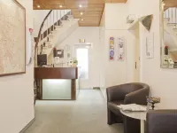 هوتل بين Hotels near قلعة سبانداو
