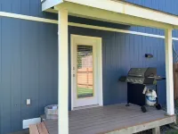 The Redoubt View - Just a short walk to the Kenai Beach Hotels in Kenai