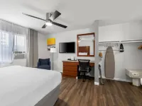 Comfort Inn Gaslamp Convention Center Các khách sạn gần Sân bóng chày Petco Park