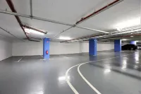 Grand Plaza Hotel and Congress Centre - موقف سيارات