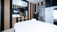 Comfy Studio Connected to Mall at Orchard Supermall Mansion Apartment