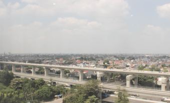 Nice Studio at Gateway Park LRT City Bekasi Apartment