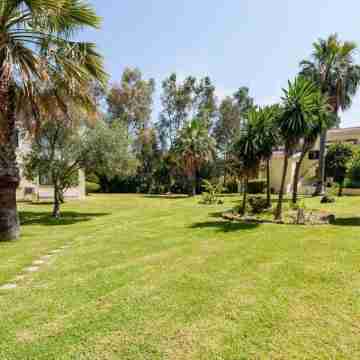 Blue Haven Beach Loft Apartment Hotel Exterior