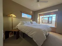 Charming 3-bedroom house with WiFi and AC in beautiful La Crosse