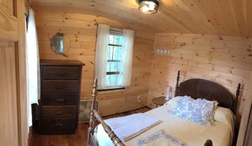 Lakefront Cabin