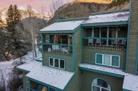 Pandora by AvantStay Modern Mountain Escape in Great Location @ Entrance of Bear Creek Trail Hotels near Telluride Regional Airport