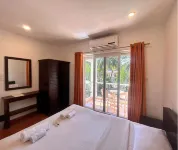 Jungle Hut- Annabelles Beach Apartments at Bernard Simao Calangute