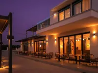 Salt Boutique Hotel Hotels in Ilida