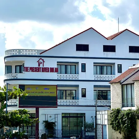 The Present River Villa Hoi An