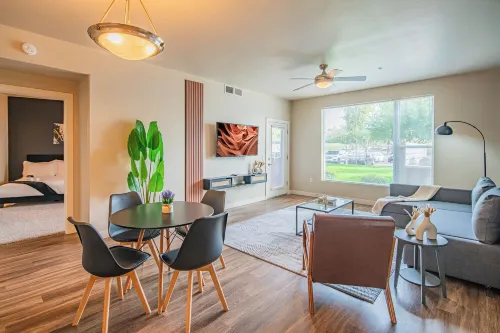 Rove Living/KB - V on Broadway