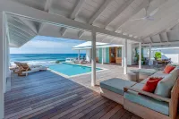 Elbow Reef Hotels in Elbow Cay