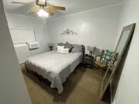 2-Bed, 1-Bath Quiet Home near MTB trails, city parks, ATV Trails, National Parks Hotel di Richfield