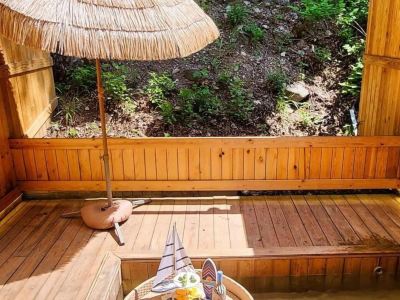 Floating Whale Seorak Dojeok Waterfall Stay