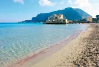 Apartment ALBAMAOR Mondello Palermo 250 meters from the beach