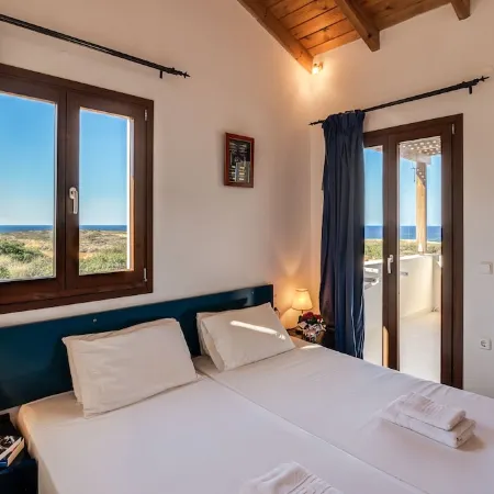 Aeolus villa with private pool, stunning sea views,  beach in 5min, Wifi