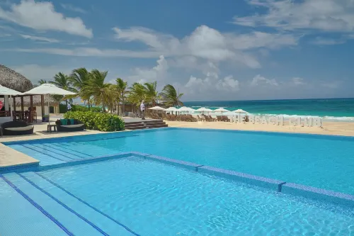 Luxury Stay in Punta Cana - Golf, Beach & Pool Access