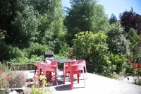 Charming villa on tree-lined street