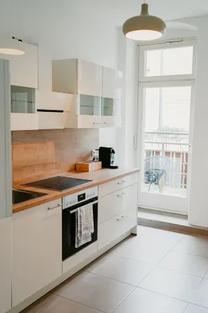 Ferienwohnung Elbzauber für 6 l Parkplatz l Balkon Отели рядом с достопримечательностью «Музей ГДР»