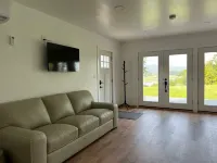 Nice Guest House with River Views Hotels in Boundary County