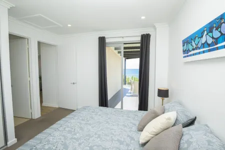 Shearwaters Appartment Отели рядом с достопримечательностью «Kangaroo Island Sealink»