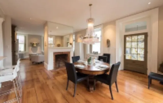 Capitan Burn's House on Wellington