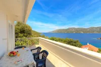 Luxury Seaside Apartment Korcula