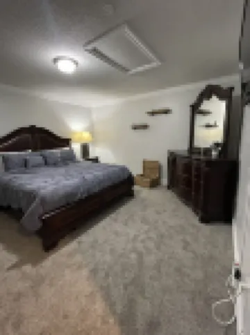 Cozy1King1Queen1.5bth2min Frm UpTown