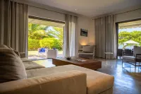 Villa Paolita Hotels in Vieux Grand Port