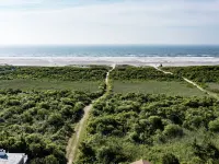 LOCATION! LOCATION! LOCATION! Brigantine Beachfront Getaway! 브리간틴 호텔