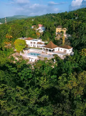 Heaven Villa - We are not on the water, we are above! Hotels in Drapers