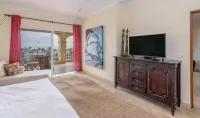 Entire Oceanfront Condo in Paradise 3 bed /2 bath,  San José del Cabo