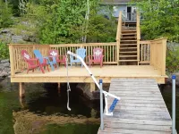 3 BEDROOM LOOKOUT WATERFRONT COTTAGE - SPRING & SUMMER  AVAILABILITY!