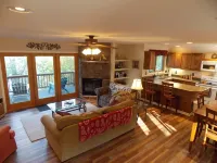 Sisters Treehouse
