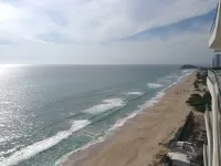 Brand new 9th floor Beach/Oceanfront Condo in beutiful Mazatlan - Sanitized فنادق في 