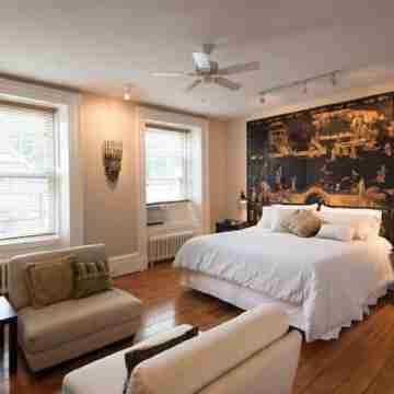 Capitan Burn's House on Wellington Rooms