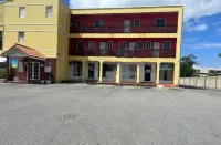 St. Lawrence Suites - Suite Four Hotels in 