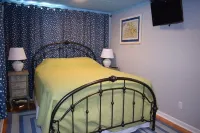 The 3 Sisters - Fern's Cottage Hotels near Captain Timothy Hill House