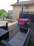 Maison Calme et Tranquille Avec Terrasse, Jacuzzi et Climatisation aux Chambres Hotels in Castres