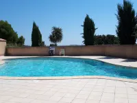 Maison 2 à 6 Personnes Dans Résidence Avec Piscine Hotels in Portiragnes