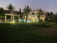 Luxury villa "Le Cartier 5 suites, 10 people)