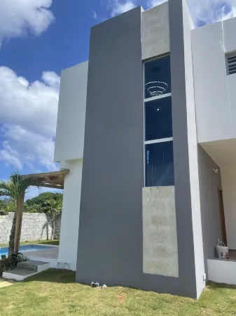 3 minutes from the beach! Newly built Villa with pool