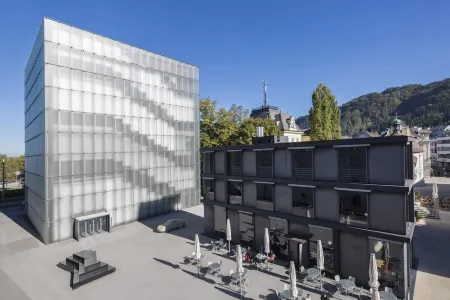 Two apartments next to each other - ideal for families or friends! Отели в г. Хард