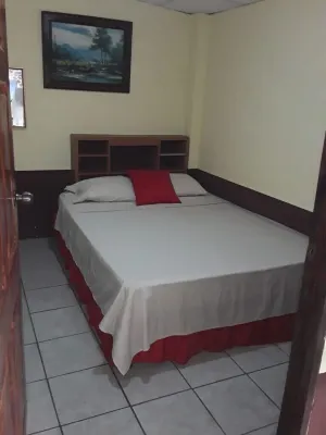 Beach from house, 3 rooms with air conditioners, 43 coconut trees, 7 hammocks