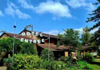Relais de Frejeroques فنادق في Naussac